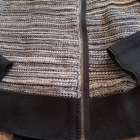 COLDWATER Creek Black White Side Zip Wrap Sweater - Picture 2 of 8